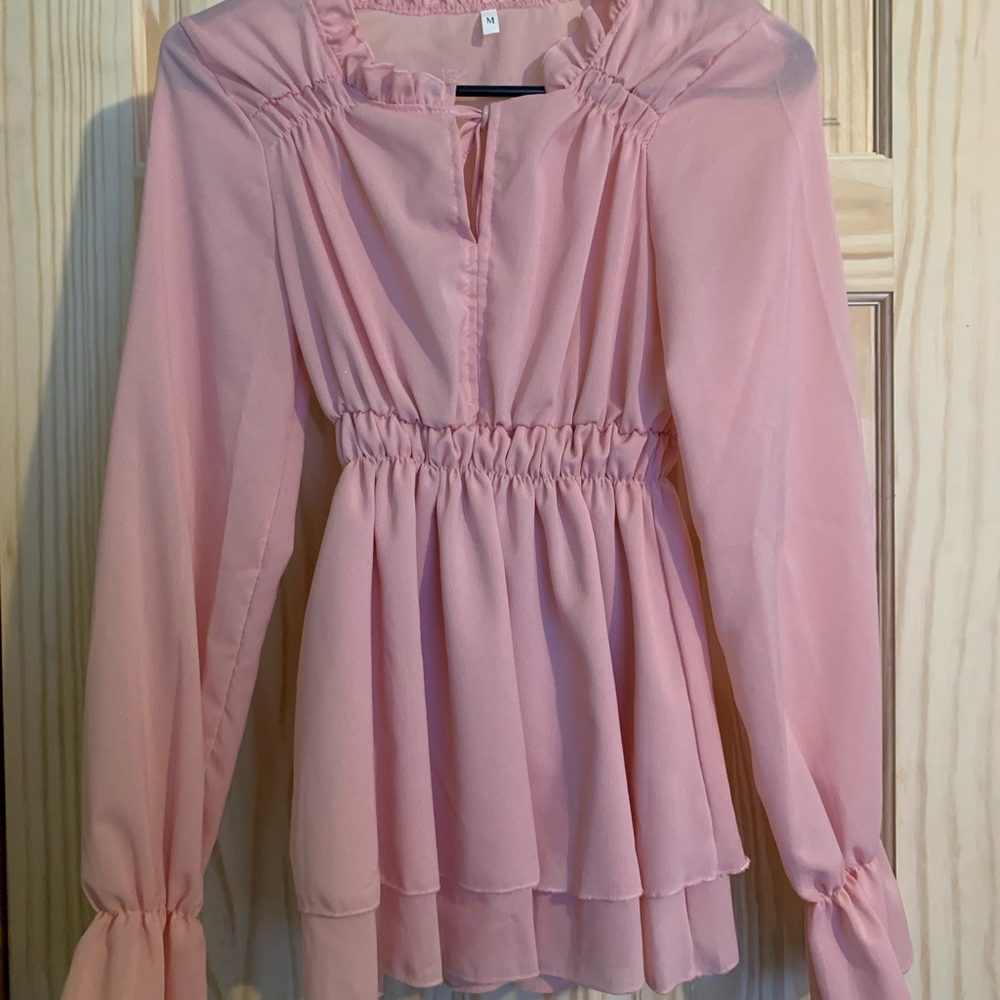 Light ruffled top